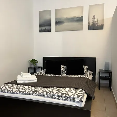 Ic Comfort 2 Bedrooms Garage Option Apartamento