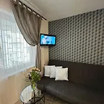 דירה Cozy Comfort With Optional Parking *