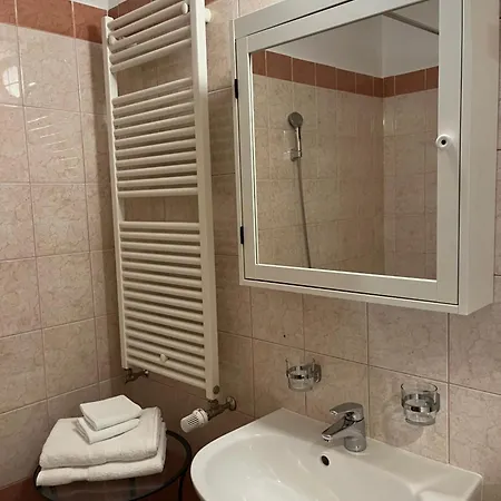 Cozy Comfort With Optional Parking 아파트 부다페스트